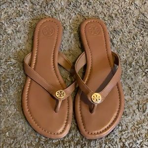 🚫🚫SOLD🚫🚫Tory Burch Leather Thong Sandals
